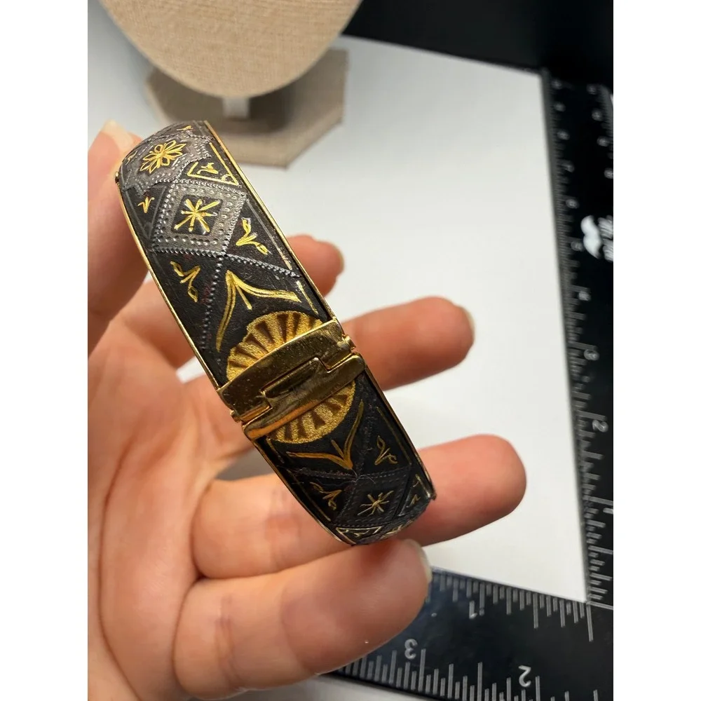Vintage Damascene Bangle‎ Bracelet Gold Silver Tone Floral Geometric Hinged 7 In